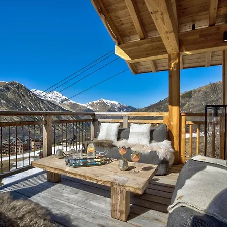 The Pinnacle Of Alpine Luxury - Chalet Matterhorn Horská chata *